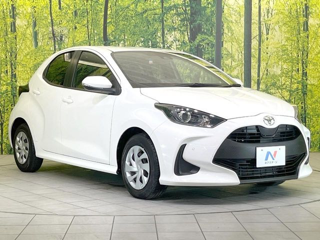 高透明度のガラス皮膜で撥水はもちろん、上質なツヤ・光沢を実現。紫外線や酸性雨から大切な愛車を保護し、色あせ・劣化を防止。「弾スプラッシュコート」、「弾プリミッサコート」からお選びいただけます。