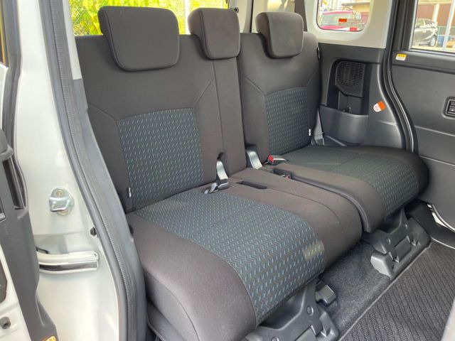 �L�X�Ƃ���2��ڃV�[�g�͋��Z���������A���S�n�����K!�F�B��Ƒ��Ƃ̂��o�����ɂ҂�����ł��B�x�r�[�V�[�g��`���C���h�V�[�g�g�p�������K�ɂ��߂�������������\���ȋ�Ԃ��m�ۂ��Ă��܂��B