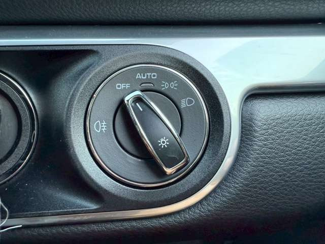 �C�ɂȂ邨�Ԃ�����܂�����E�̓d�b�ԍ����璼�ڂ��X�ɂ��₢���킹���������B�x�����@����ԗ����A��Ԃ܂łȂ�ł������������Ē����܂��B�X�^�b�t�ꓯ���A�����҂����Ă���܂��B