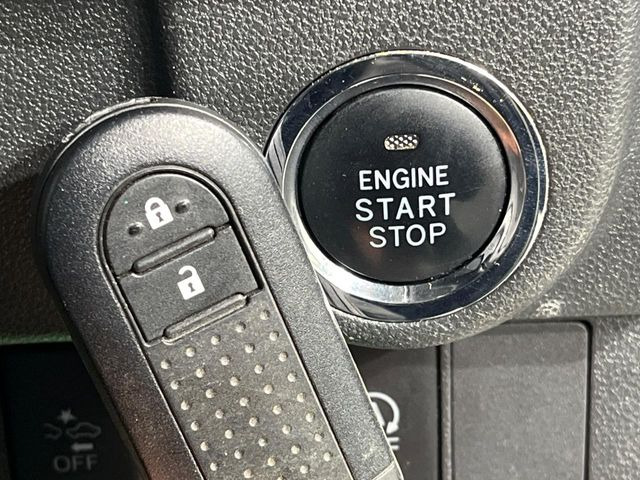 �y�L�[�t���[�V�X�e���z�J�o����|�P�b�g�ɓ��ꂽ�܂܂ł��h�A�̎{���E�������\�ȃX�}�[�g�L�[�𑕔��B�G���W���̃I���E�I�t�����J�M�����o���K�v����������Ƃ��Ă��֗��ł���