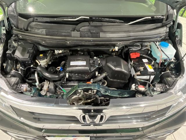 親切・丁寧な専門メカニックスタッフが応対!・車検・点検整備・事故等の修理などアフターサービスも安心。お車のカスタマイズもネクステージのサービススタッフまでご相談ください!