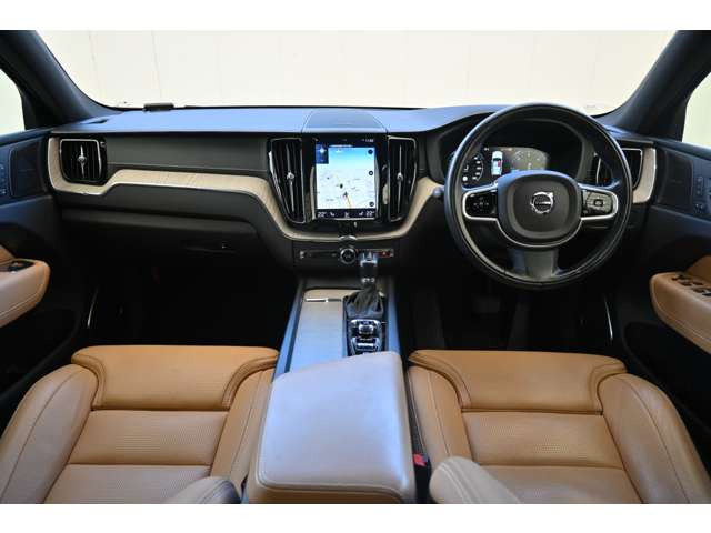 XC60D4 AWD インスクリプション ディーゼル 4WD