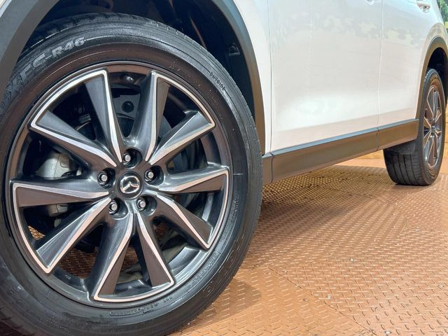 【純正19インチアルミホイール】外観にマッチした純正アルミホイールを装着しております。各種社外アルミホイールや、スタッドレスタイヤも取扱いしております。是非ご相談ください♪