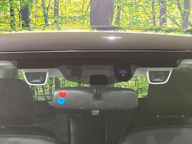 �y�A�C�T�C�gVer2�z�O���̎ԗ��������m���A�Փ˂������Ȏ��͌x��Œ��ӂ𑣂��A�u���[�L�𓥂ޗ͂��T�|�[�g�B�u���[�L�𓥂߂Ȃ������ꍇ�͏Փ˔�Q�y���u���[�L���쓮�A�Փˉ�����T�|�[�g���܂��B