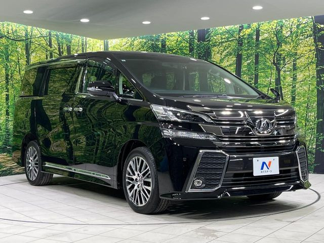 高透明度のガラス皮膜で撥水はもちろん、上質なツヤ・光沢を実現。紫外線や酸性雨から大切な愛車を保護し、色あせ・劣化を防止。「弾スプラッシュコート」、「弾プリミッサコート」からお選びいただけます。