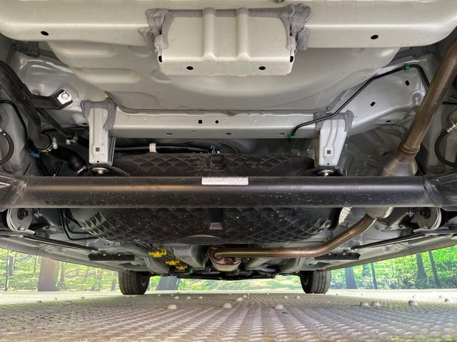 下回りがきれいなうちに、防錆加工の施工がオススメ。降雪地域はもちろん、沿岸部にお住いの方や、趣味でマリン・ウィンタースポーツをされる方にご好評いただいております。