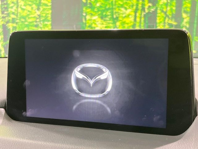 �y�}�c�_�R�l�N�g�i�r�z�ԓ��̕��͋C�Ƀ}�b�`������̌^�^�C�v�̃i�r�B�e����q�ݒ��Bluetooth�Đ����A�l�X�ȋ@�\���y���߂܂��B�����I�ȃ_�C�������삪�\�ŁA�g��������ǍD�ł��B