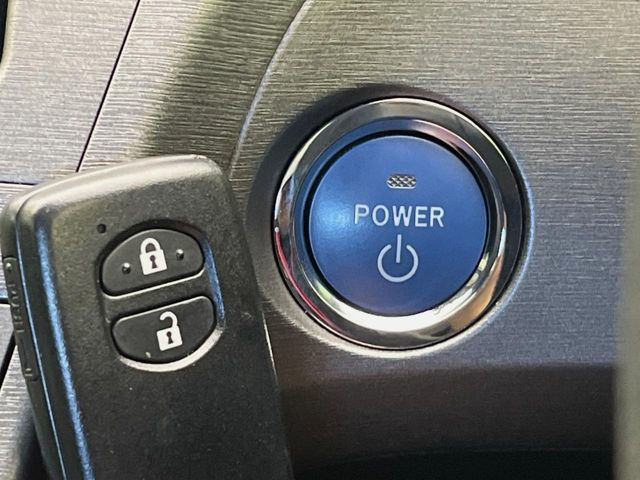 �y�X�}�[�g�L�[�z�J�o����|�P�b�g�ɓ��ꂽ�܂܂ł��h�A�̎{���E�������\�ȃX�}�[�g�L�[�𑕔��B�G���W���̃I���E�I�t�����J�M�����o���K�v����������Ƃ��Ă��֗��ł���