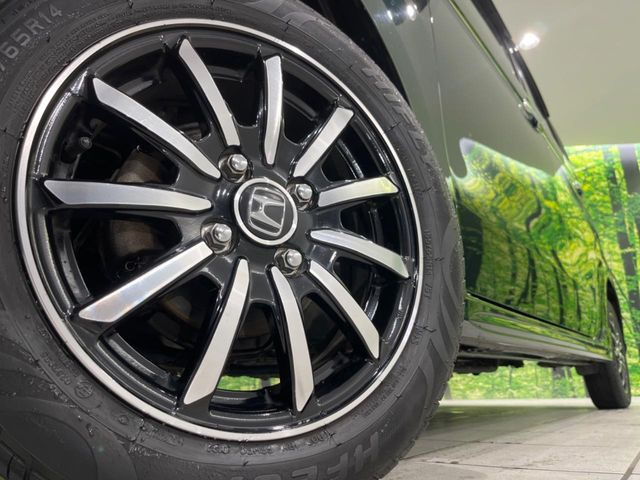 【純正14インチアルミホイール】外観にマッチした純正アルミホイールを装着しております。各種社外アルミホイールや、スタッドレスタイヤも取扱いしております。是非ご相談ください♪