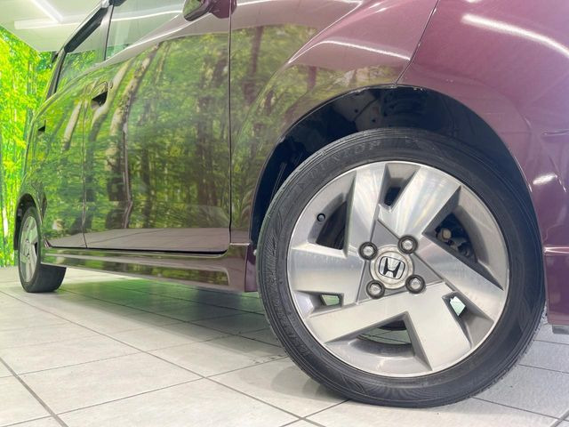 �y����14�C���`�A���~�z�C�[���z�O�ςɃ}�b�`���������A���~�z�C�[���𑕒����Ă���܂��B�e��ЊO�A���~�z�C�[����A�X�^�b�h���X�^�C�����戵�����Ă���܂��B���񂲑��k����������