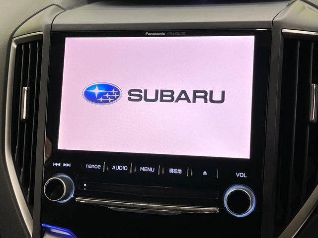 【純正ナビ】人気の純正ナビを装備しております。ナビの使いやすさはもちろん、オーディオ機能も充実!キャンプや旅行はもちろん、通勤や買い物など普段のドライブも楽しくなるはず♪