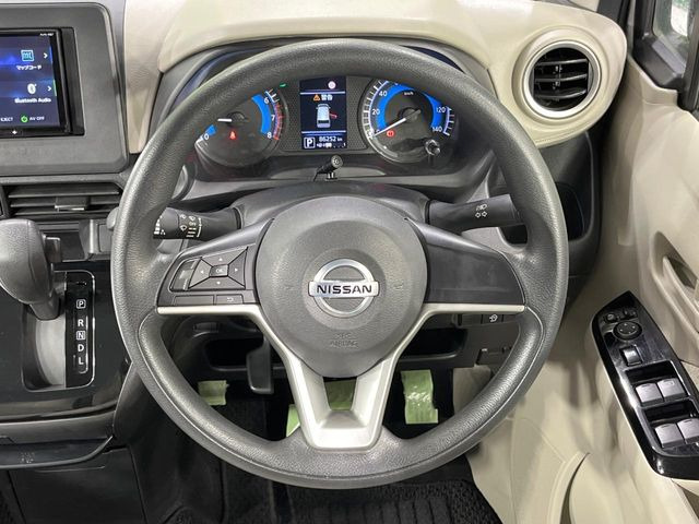 �y�X�e�A�����O�X�C�b�`�z�^�]���A�O������ڐ������炷���ƂȂ��A�I�[�f�B�I���̑��삪�\�ȕ֗��@�\!���S&���K�ȃh���C�u�����o���Ă���܂���