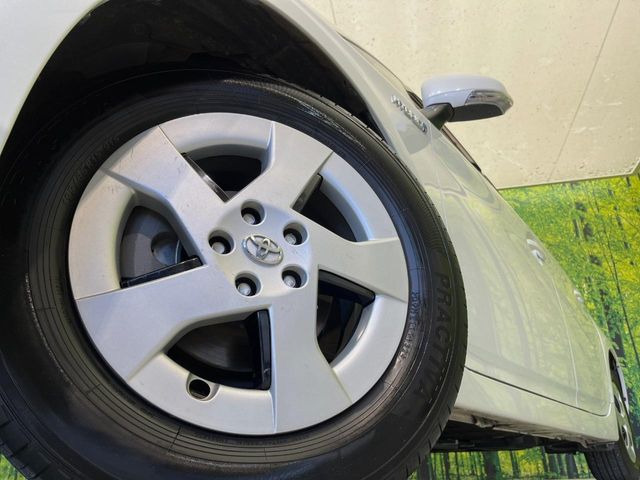 �y����15�C���`�A���~�z�C�[���z�O�ςɃ}�b�`���������A���~�z�C�[���𑕒����Ă���܂��B�e��ЊO�A���~�z�C�[����A�X�^�b�h���X�^�C�����戵�����Ă���܂��B���񂲑��k����������