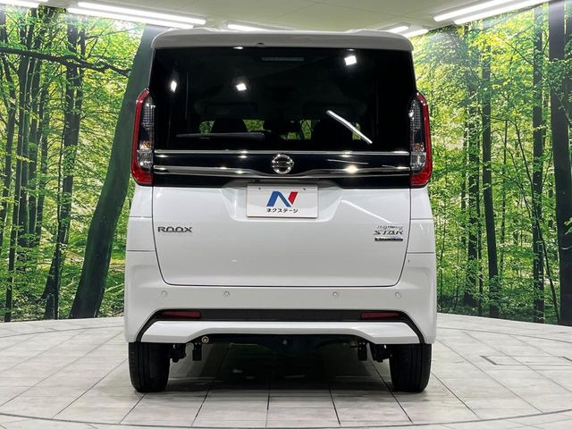 安心の最長10年・走行無制限保証(有償)をご用意。保証内容も充実はもちろん、無料点検&オイル交換や、年中無休の全国・24時間ロードサービスも付帯されておりますのでご安心下さい。