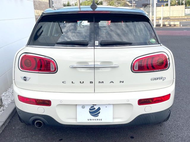 ●当店では第三者機関による車両品質鑑定を導入し、修復歴車を排除。鑑定書が発行されますので、ぱっと見ただけでは分からない箇所まで納得した上でご検討いただけます。※一部未実施の場合がございます。