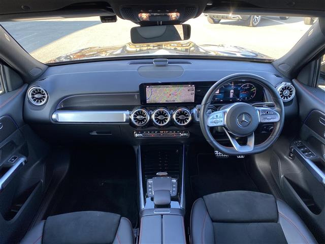 GLBGLB200d 4マチック AMGライン 4WD