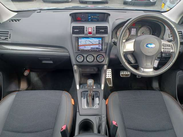 フォレスター2.0i-L アイサイト 4WD