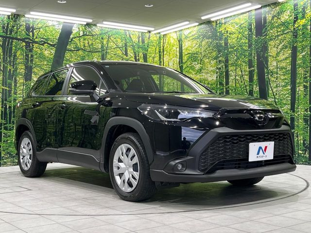 高透明度のガラス皮膜で撥水はもちろん、上質なツヤ・光沢を実現。紫外線や酸性雨から大切な愛車を保護し、色あせ・劣化を防止。「弾スプラッシュコート」、「弾プリミッサコート」からお選びいただけます。