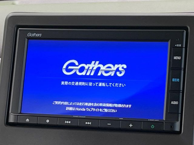 �y�����i�r�z�l�C�̏����i�r�𑕔����Ă���܂��B�i�r�̎g���₷���͂������A�I�[�f�B�I�@�\���[��!�L�����v�◷�s�͂������A�ʋ΂┃�����ȂǕ��i�̃h���C�u���y�����Ȃ�͂���