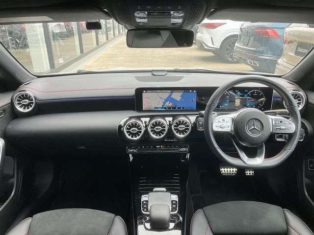 CLAシューティングブレークCLA200d AMGライン