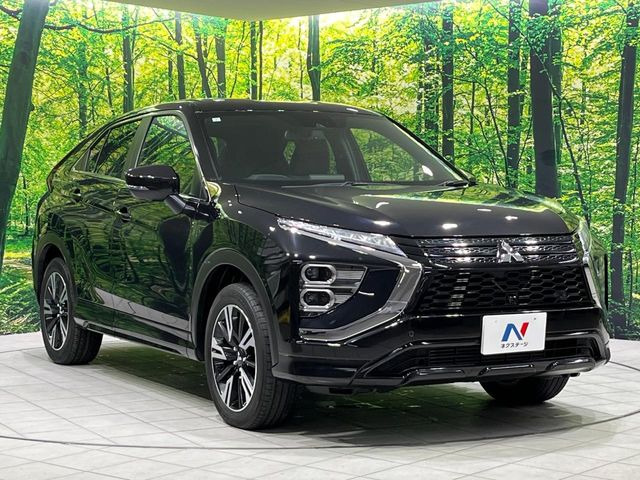 高透明度のガラス皮膜で撥水はもちろん、上質なツヤ・光沢を実現。紫外線や酸性雨から大切な愛車を保護し、色あせ・劣化を防止。「弾スプラッシュコート」、「弾プリミッサコート」からお選びいただけます。