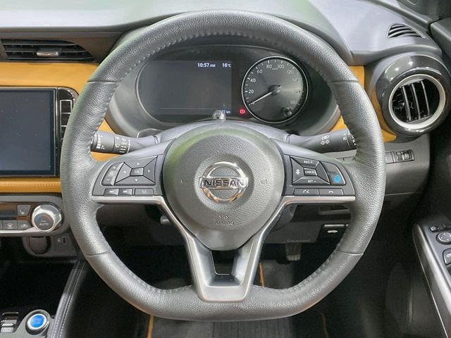 �y�����v�����X�e�A�����O�z�㎿�Ȋv���g�p���邱�ƂŁA��ɂ����������݂ƂĂ��^�]���₷���n���h���ł���