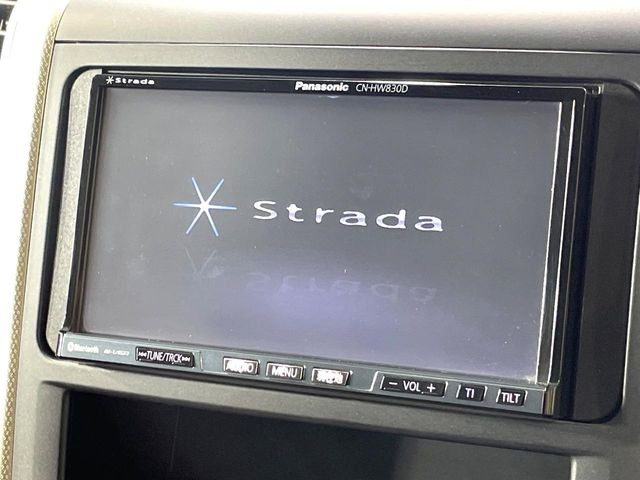 �y�i�r�Q�[�V�����z�g���₷���i�r�ŖړI�n�܂ł�������ē����Ă���܂��B�e��I�[�f�B�I�Đ��@�\���[�����Ă���A���Ԃ̉^�]������Ɋy�����Ȃ�܂�!!