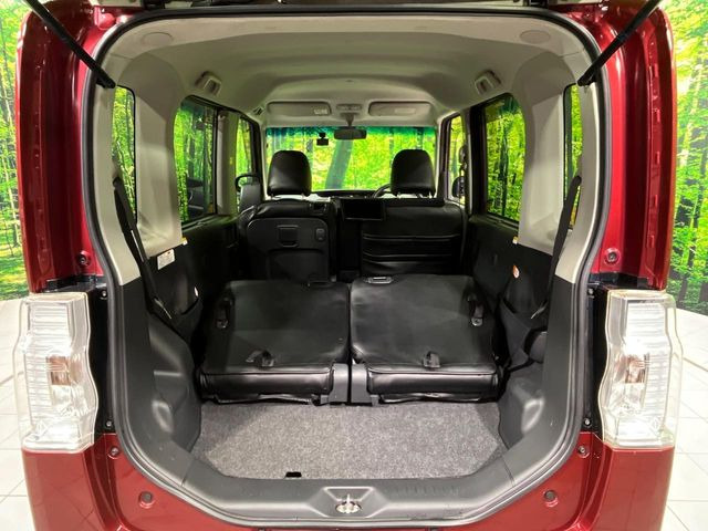 ���i�̂���������ʋ΁A���}���ɏ\���ȉ׎��X�y�[�X���m�ۂ��Ă���܂��B�Z�J���h�V�[�g��|���ƁA�傫�ȉו��̐ύڂ��\�ł���