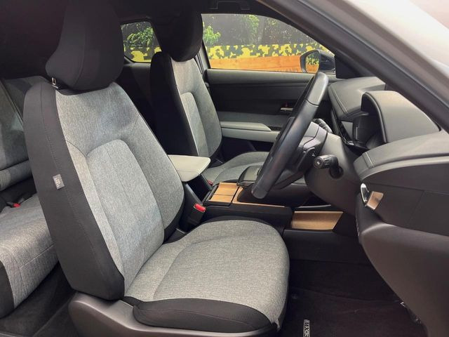 �^�]�ȃV�[�g���͎g�p�������Ȃ��A�ǍD�ȏ�ԂƂȂ��Ă��܂��B���J�Ɏg���Ă������Ƃ��悭�킩��܂��ˁB