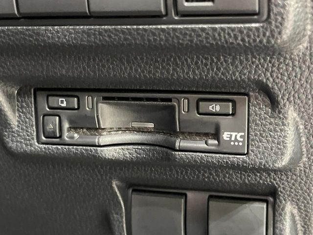 【ETC】高速道路の料金所をストレスなく通過!話題のスポットやサービスエリアに多い「スマートIC」利用時は必須のアイテムです。当店でセットアップを実施、ご納車当日からすぐにご利用いただけます!