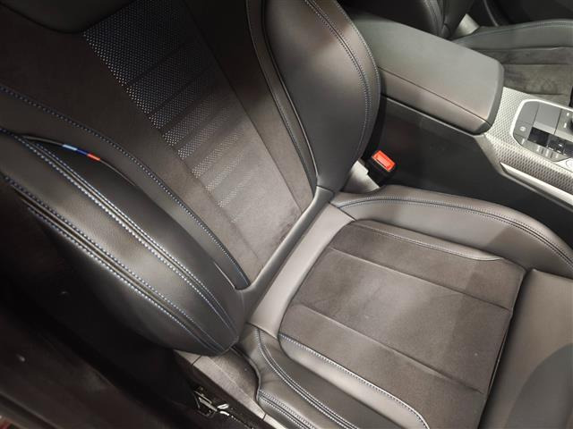 3シリーズセダン320i Mスポーツ