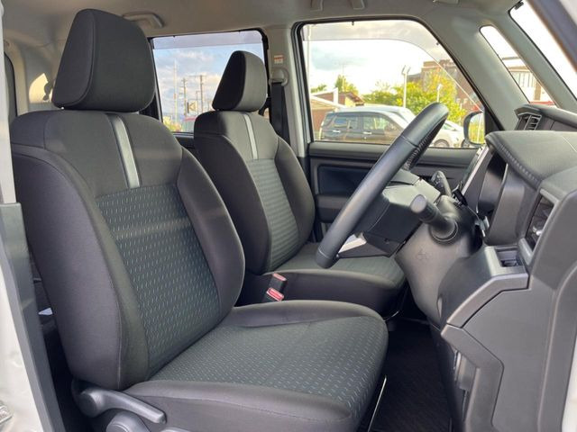 �^�]�Ȃ܂��ɂ͏\���ȃX�y�[�X������A�啿�ȕ��ł��������^�]���Ă�����������ł��B