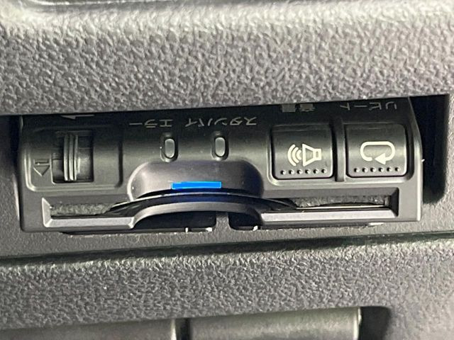 【ETC】高速道路の料金所をストレスなく通過!話題のスポットやサービスエリアに多い「スマートIC」利用時は必須のアイテムです。当店でセットアップを実施、ご納車当日からすぐにご利用いただけます!