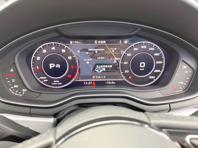 ●バーチャルコックピット:全体が液晶パネルとなっている先進的なメーターパネル。通常のスピードメーターとしての機能はもちろん、ナビ・オーディオ機能の確認・操作もでき、運転に集中しやすくなっております。