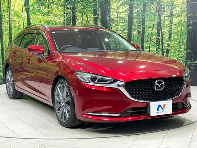 高透明度のガラス皮膜で撥水はもちろん、上質なツヤ・光沢を実現。紫外線や酸性雨から大切な愛車を保護し、色あせ・劣化を防止。「弾スプラッシュコート」、「弾プリミッサコート」からお選びいただけます。