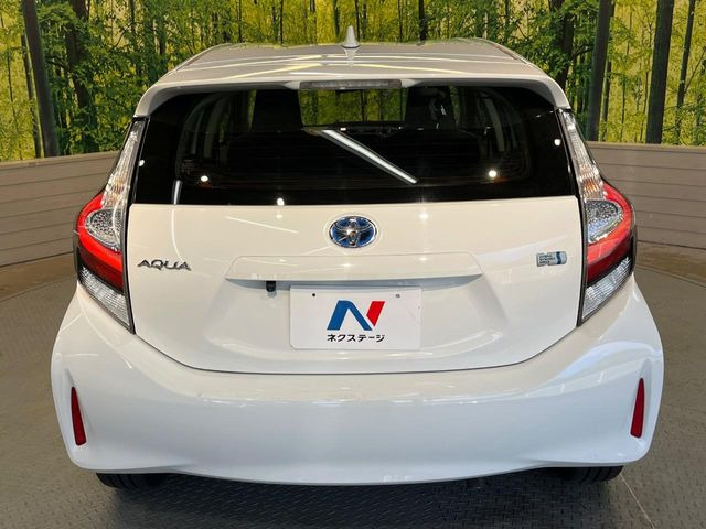 安心の最長10年・走行無制限保証(有償)をご用意。保証内容も充実はもちろん、無料点検&オイル交換や、年中無休の全国・24時間ロードサービスも付帯されておりますのでご安心下さい。