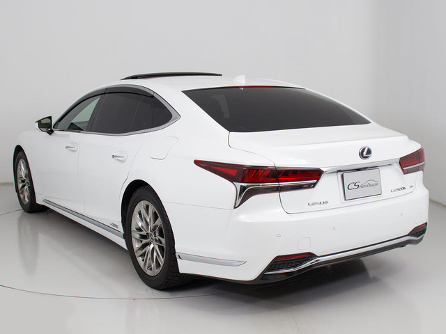 お車の下取りもお任せ下さい!国産、外車、年式、走行距離問わず、どんなお車でも下取りさせて頂きます。皆様のご相談お待ちしております!