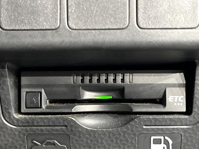 【ETC】高速道路の料金所をストレスなく通過!話題のスポットやサービスエリアに多い「スマートIC」利用時は必須のアイテムです。当店でセットアップを実施、ご納車当日からすぐにご利用いただけます!