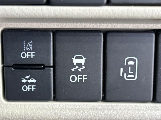 �y�p���[�X���C�h�h�A�z�X�}�[�g�L�[��^�]�Ȃ̃X�C�b�`�ŃX���C�h�h�A�̊J���\���d��������͂����ăh�A���J����K�v�������A���������q�l�ł��A�d���ו��������Ă��鎞�����N�ɊJ���߂ł��܂���