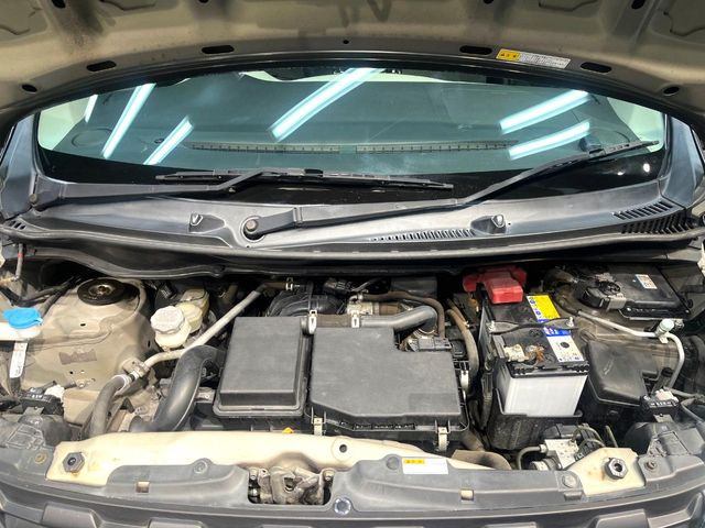 親切・丁寧な専門メカニックスタッフが応対!・車検・点検整備・事故等の修理などアフターサービスも安心。お車のカスタマイズもネクステージのサービススタッフまでご相談ください!