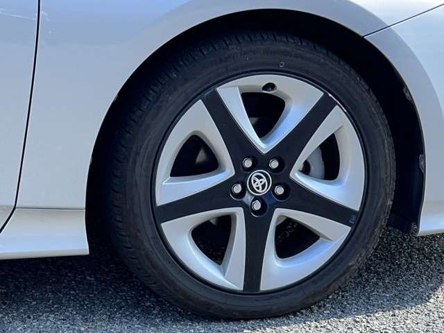 ���Ђ́A���q���܂̃j�[�Y�ɂ������o����悤�A�L�x�ȎԎ����葵���Ă���܂��B����芷���̍ۂ��A����A��낵�����肢�������܂��B