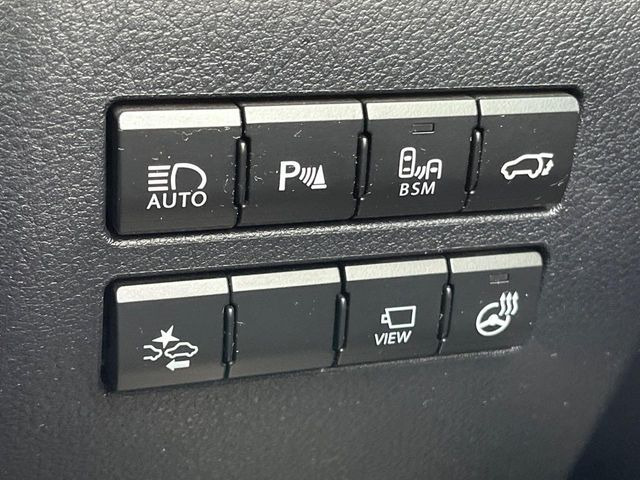 �y�v���N���b�V���Z�[�t�e�B�z�O���̎ԗ��������m���A�Փ˂������Ȏ��͌x��Œ��ӂ𑣂��A�u���[�L�𓥂ޗ͂��T�|�[�g�B�u���[�L�𓥂߂Ȃ������ꍇ�͏Փ˔�Q�y���u���[�L���쓮�A�Փˉ�����T�|�[�g���܂��B