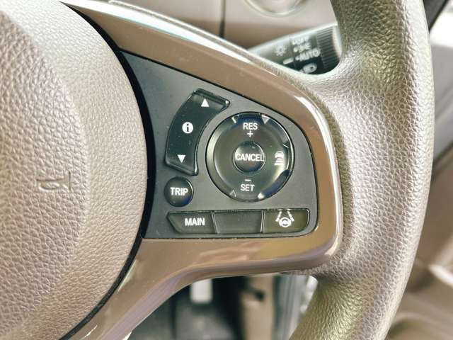 ���A�_�v�e�B�u�N���[�Y�R���g���[��