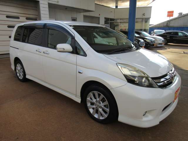 K&Kモータース長岡の在庫をご覧いただき、ありがとうございます!☆店頭に展示していない場合もございますので、お手数ですが、ご来店いただく際は事前に連絡をお願いいたします。お車を準備してお待ちしております