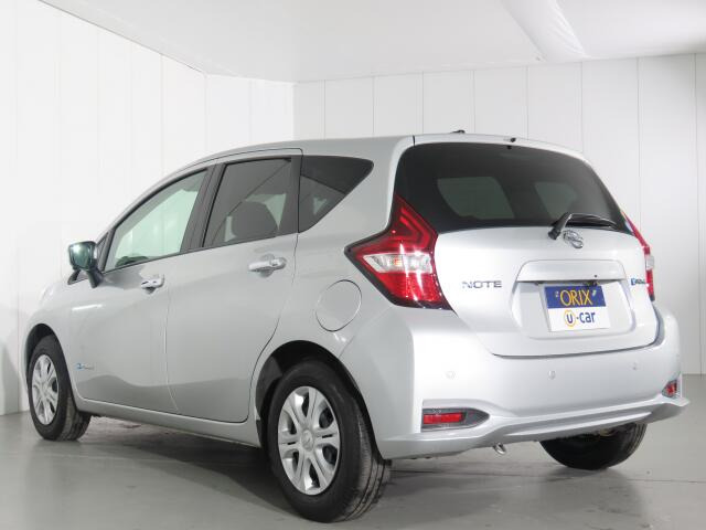 AIS査定:当店ではトヨタ・ホンダ・ニッサン・マツダ・スバルメーカー系の中古車事業会社と弊社提携会社の6社で統一された「評価基準」「検査基準」に則り、厳正に検査評価した信頼のおける査定