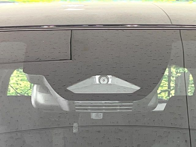 �y�g���^�Z�[�t�e�B�Z���X�z���s���ɑO���̎ԗ�����F�����A�Փ˂������Ȏ��͌x��ƃu���[�L�ŏՓˉ���Ɣ�Q�y�����A�V�X�g�B�����S�Ƀh���C�u�����y���݂��������܂��B