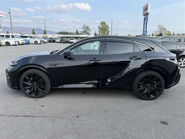 クラウンスポーツ2.5 Z E-Four 4WD