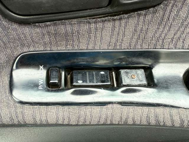 �C�ɂȂ邨�Ԃ�����܂�����E�̓d�b�ԍ����璼�ڂ��X�ɂ��₢���킹���������B�x�����@����ԗ����A��Ԃ܂łȂ�ł������������Ē����܂��B�X�^�b�t�ꓯ���A�����҂����Ă���܂��B