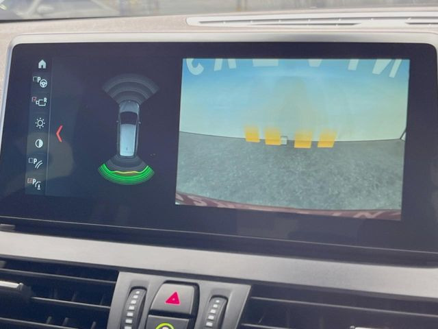 ●バックカメラ:便利な【バックカメラ】で安全確認もできます。駐車が苦手な方にもオススメな便利機能です。