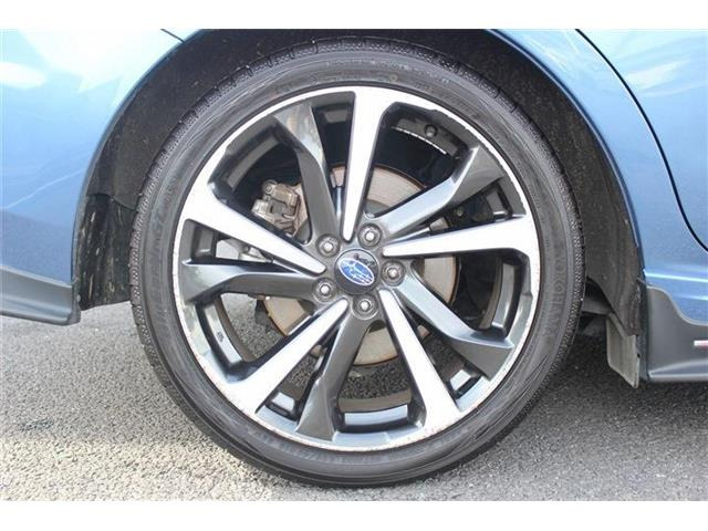 ���Ǝҗl�ւ̔̔��͂��f�肳���Ă��������܂��B �Ԍ������ԗ��̏ꍇ�́A�Ԍ����擾�������x�������z�ŕ\�����Ă���܂��B